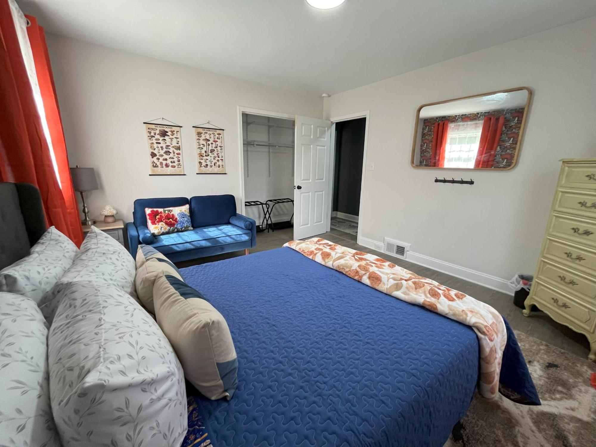 Sapphire Shire Villa Winston-Salem Exterior photo