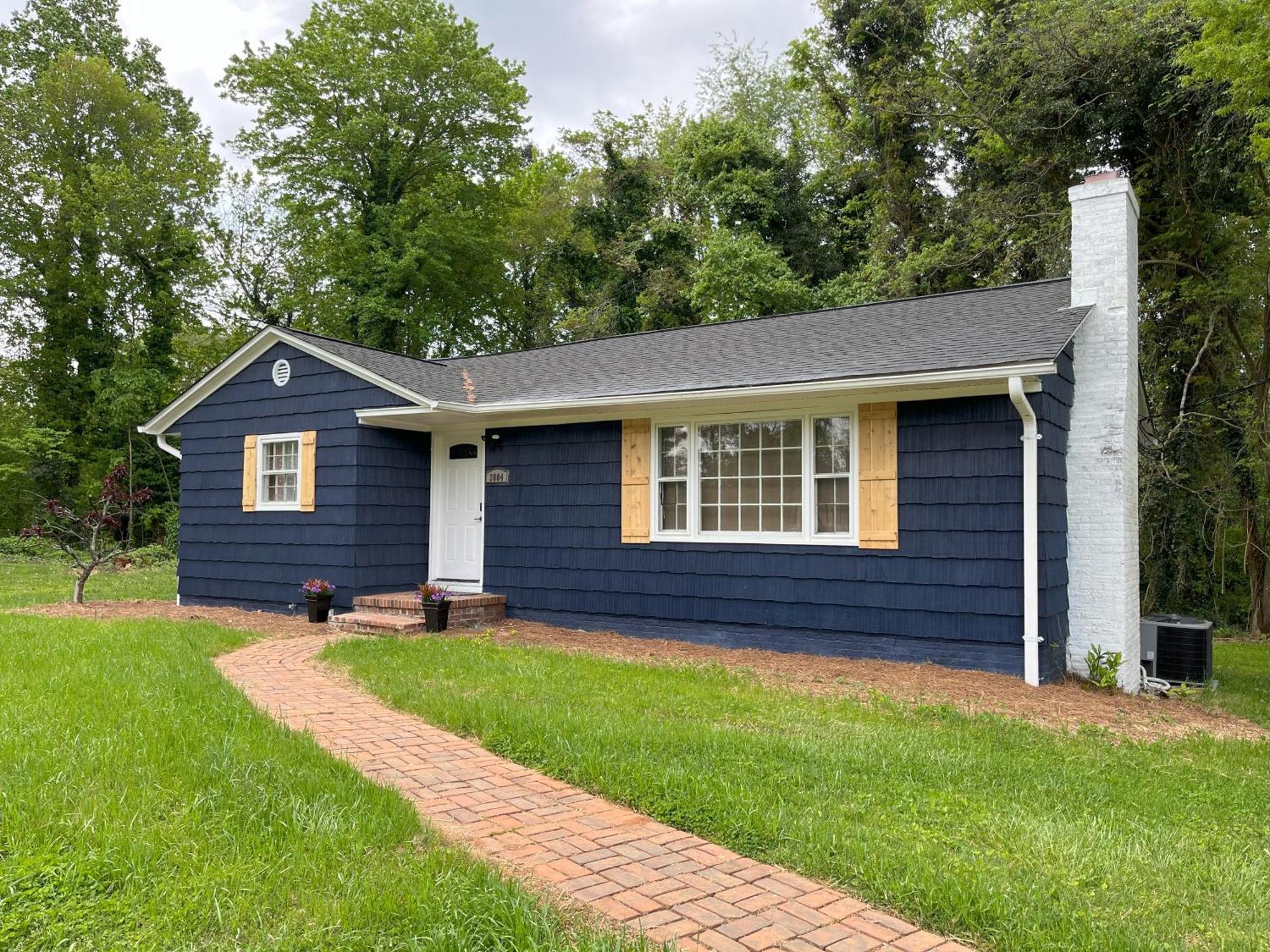 Sapphire Shire Villa Winston-Salem Exterior photo